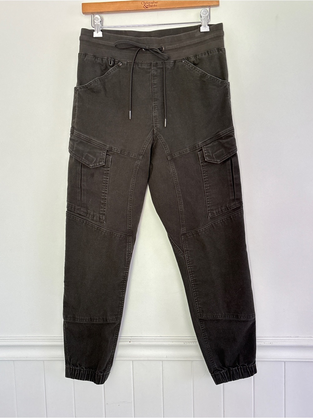 Duluth Women’s Pull On Cargo Charcoal Gray Jogger Work Pants Size Small *B70